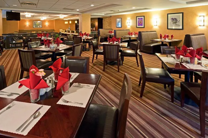 Armoni Inn and Suites Picture 10
