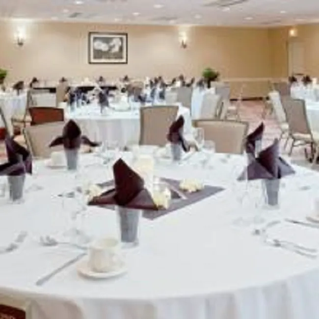Armoni Inn and Suites Picture 9