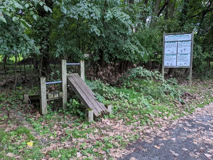 Pondside Park Picture 1