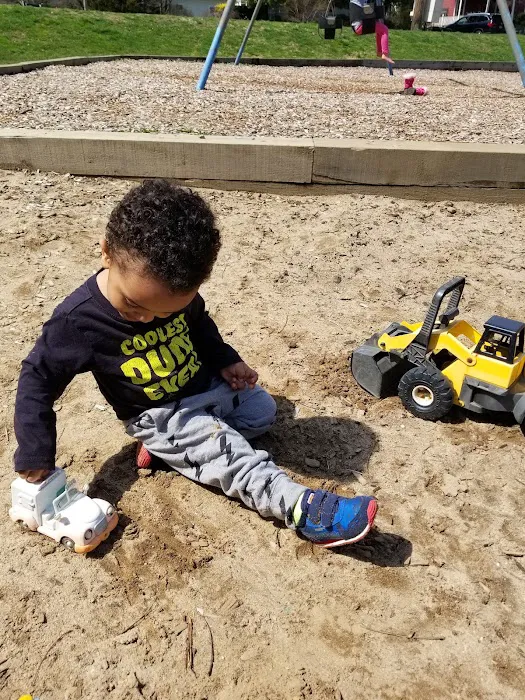 Roselle Park & Playground Picture 10