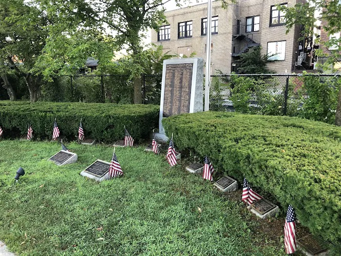 Memorial Plaza Picture 7