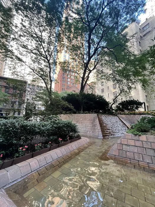 30 Lincoln Plaza Picture 8