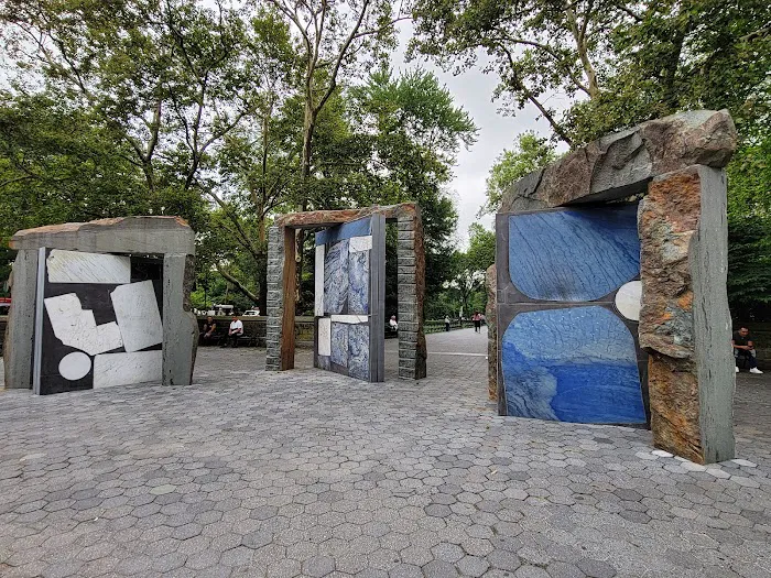 Doris C. Freedman Plaza Picture 4