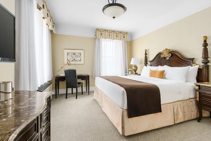 The Lucerne Hotel Picture 1