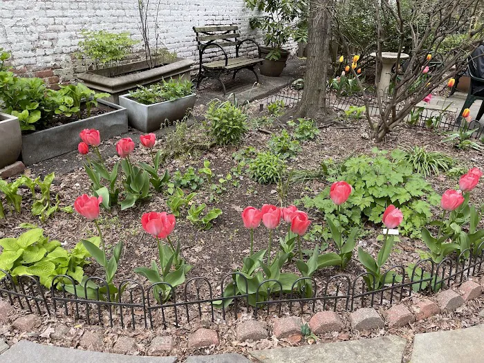 West 87th St. Park & Garden Picture 4