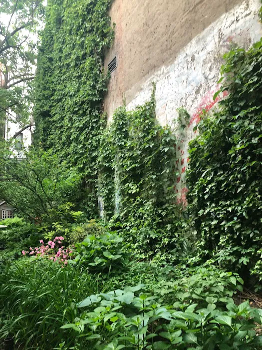 West 87th St. Park & Garden Picture 8