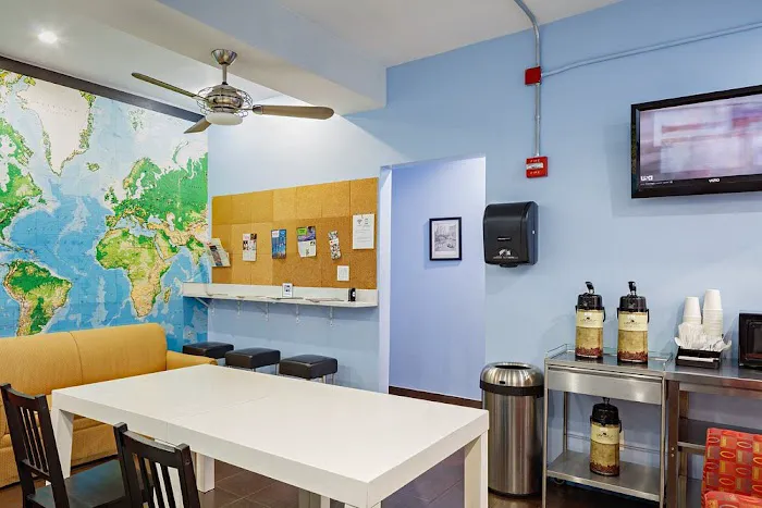 Central Park West Hostel Picture 5