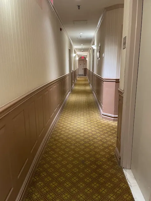Night Hotel Broadway Picture 6
