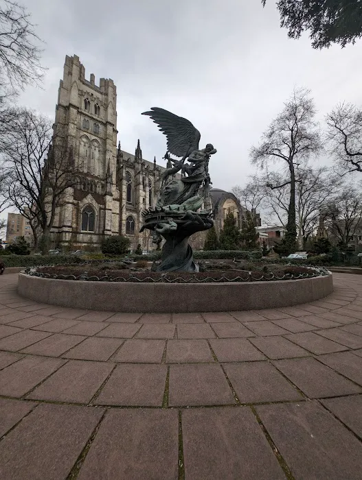 West 111th Saint People's Garden Picture 3
