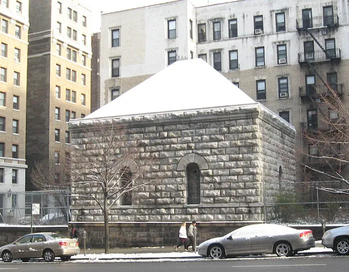 Old Croton Aqueduct Gatehouse Picture 10