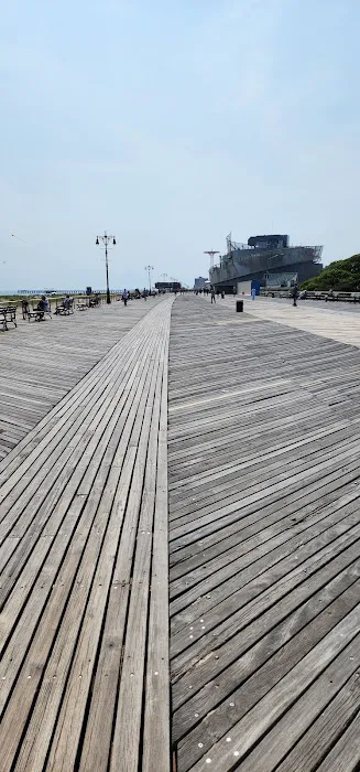 Coney Island Boardwalk Garden Picture 10