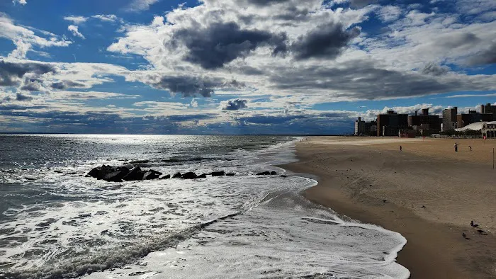 Coney Island Beach & Boardwalk Picture 1