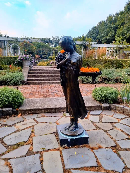 Cranford Rose Garden Picture 4