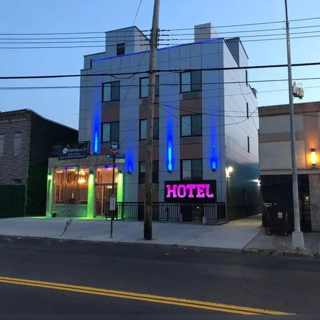 Umbrella Hotel Brooklyn Picture 10