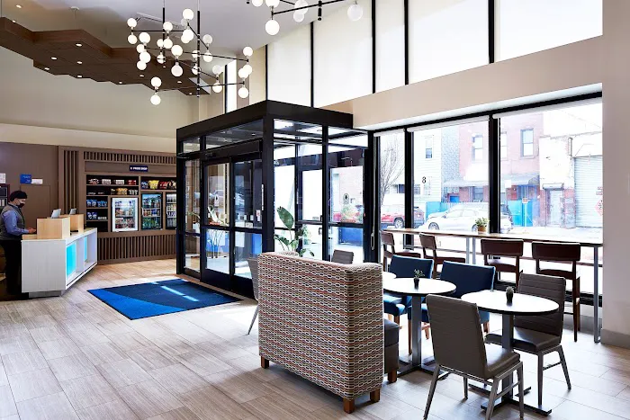 Holiday Inn Express Nyc Brooklyn - Sunset Park by IHG Picture 9