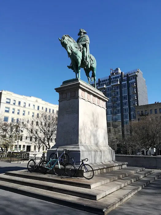 Continental Army Plaza Picture 4