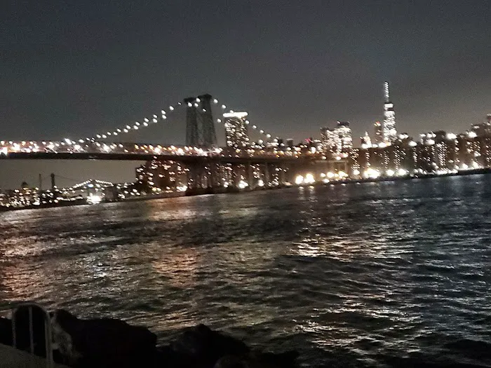 Grand Ferry Park Picture 2