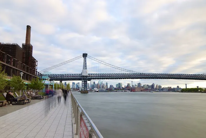 Grand Ferry Park Picture 1