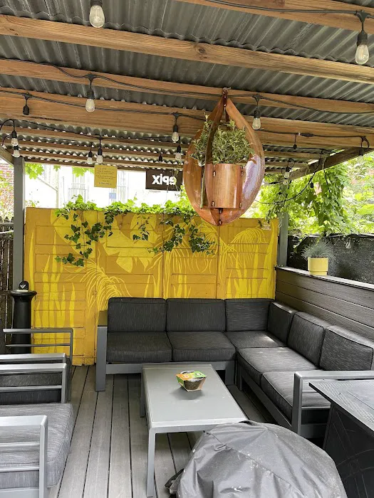 Yellow Block Bed & Breakfast Picture 10