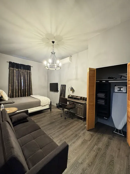 Udom Residence Picture 3
