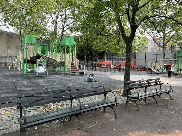 Washington Hall Park Picture 9