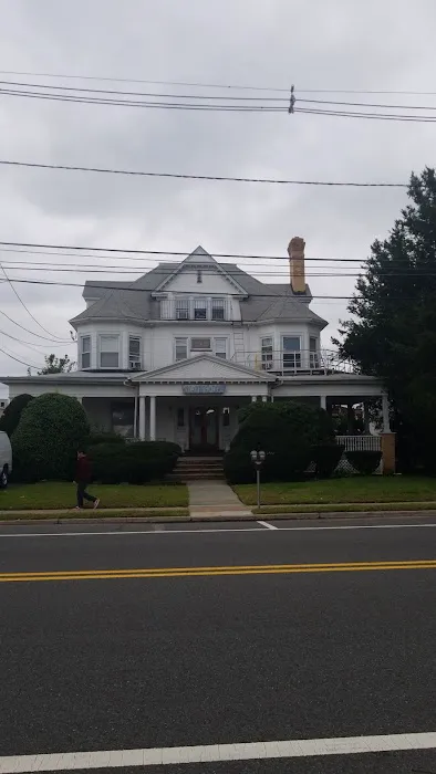State Hotel Picture 2