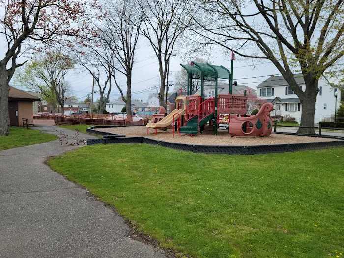 Columbus Park Picture 5