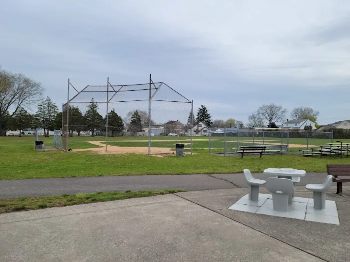 Columbus Park Picture 3