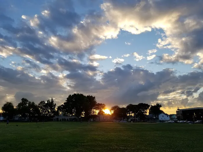 Columbus Park Picture 2
