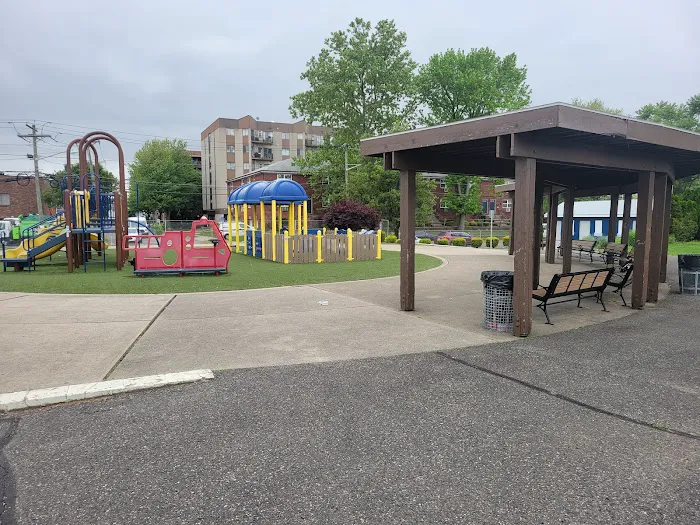 Union Street Park Picture 8