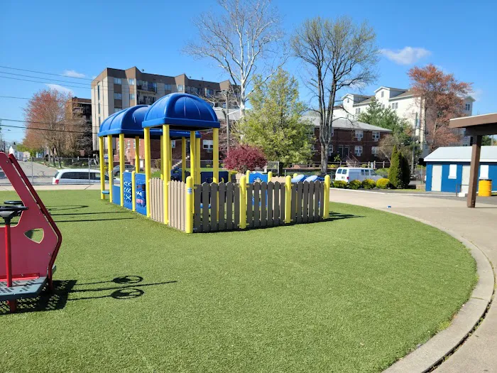 Union Street Park Picture 6