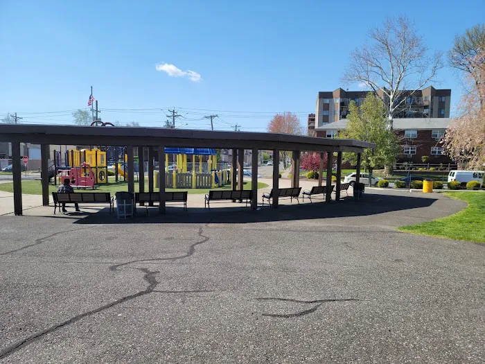 Union Street Park Picture 5