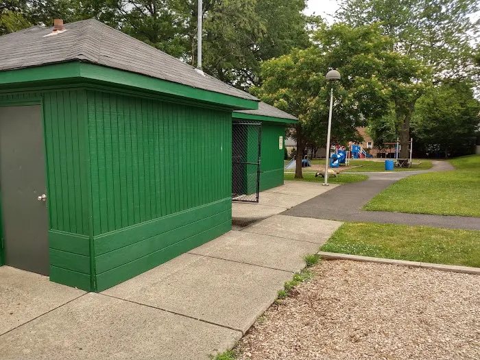 Columbus Park Picture 8