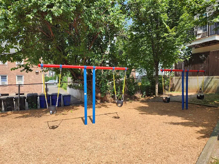 Columbus Park Picture 9