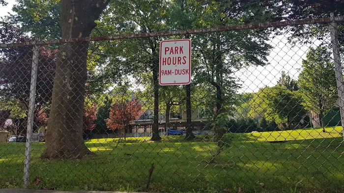 Columbus Park Picture 7