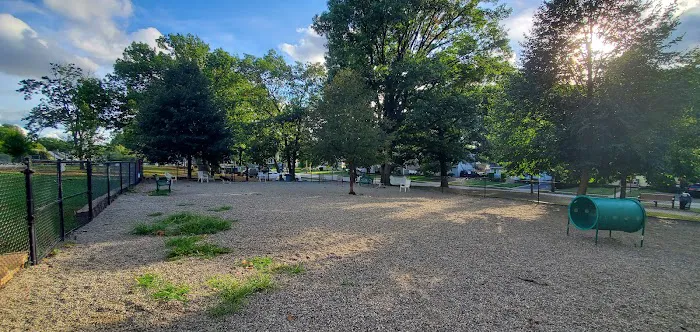 Maywoof Dog Park Picture 8
