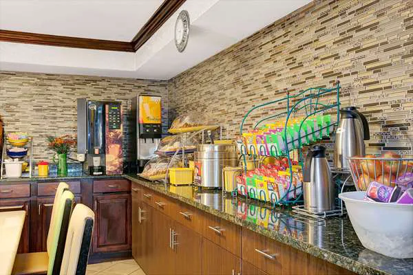 Days Inn by Wyndham Ridgefield NJ Picture 9