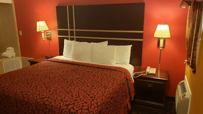 Days Inn by Wyndham Ridgefield NJ Picture 3