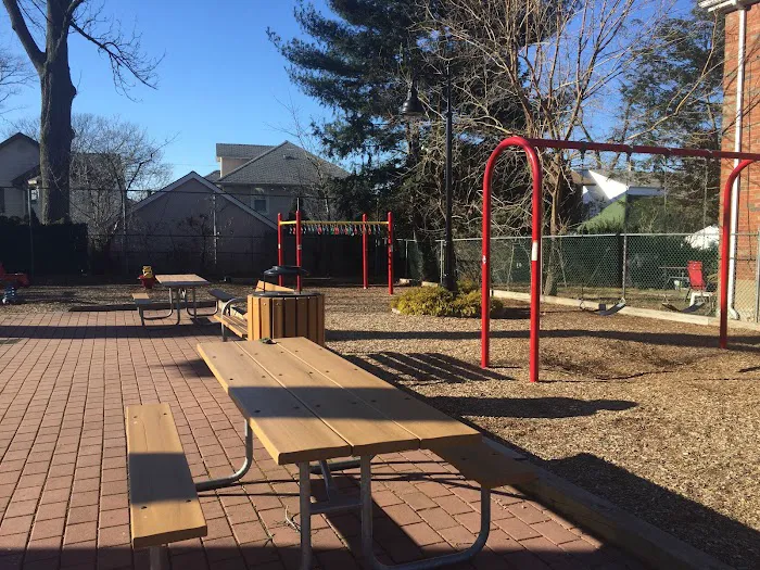 Columbus Park Picture 7
