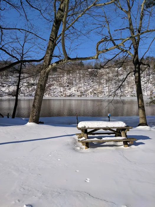 Wampus Pond Park Picture 9