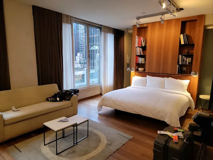 Chambers Hotel Central Park South, Sonder Picture 3