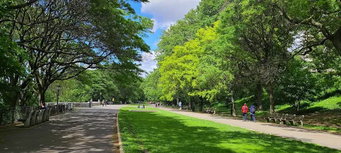 Riverside Park Picture 7