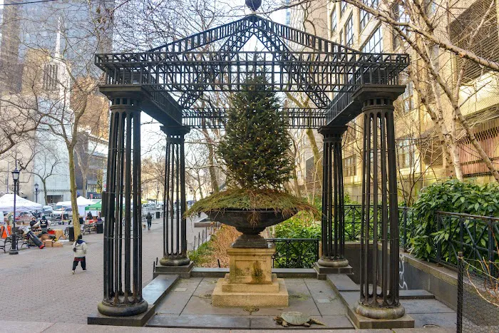 Katharine Hepburn Garden Picture 9