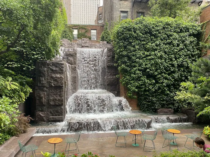 Greenacre Park Picture 3