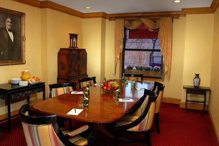 The Hotel Elysee Picture 6