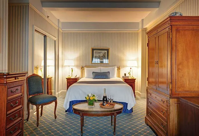 The Hotel Elysee Picture 3
