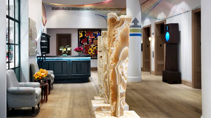 The Whitby Hotel Picture 3