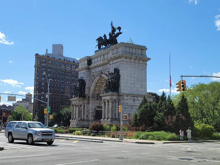 Mount Prospect Park Picture 4