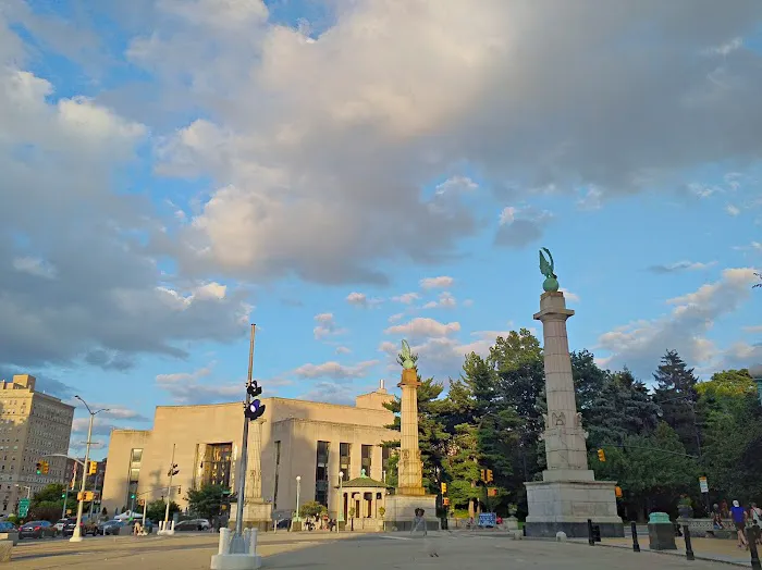 Grand Army Plaza Picture 8