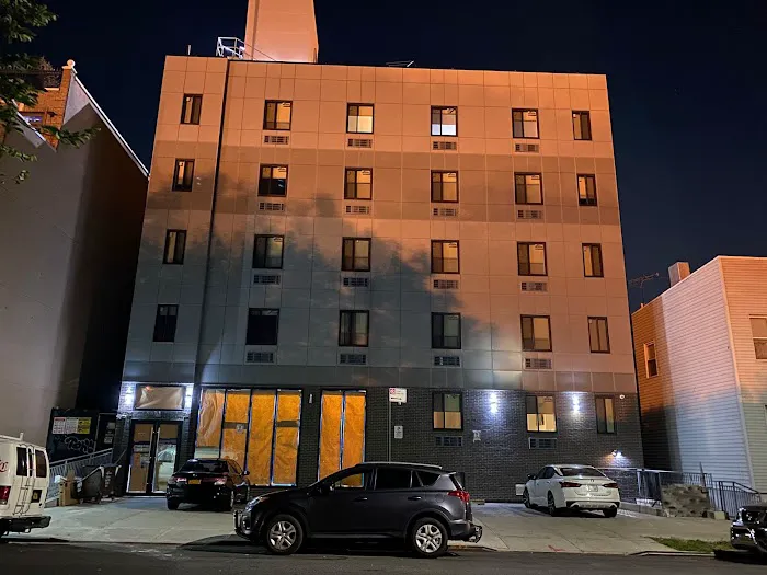 King Hotel Brooklyn Sunset Park Picture 4